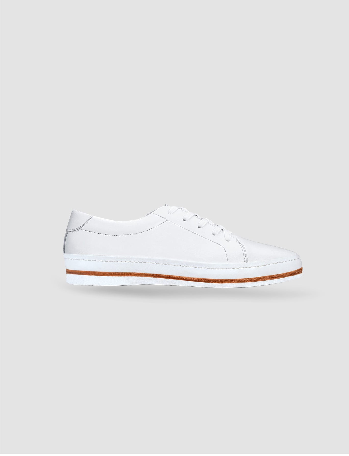The Men's Brisa in White - (av)