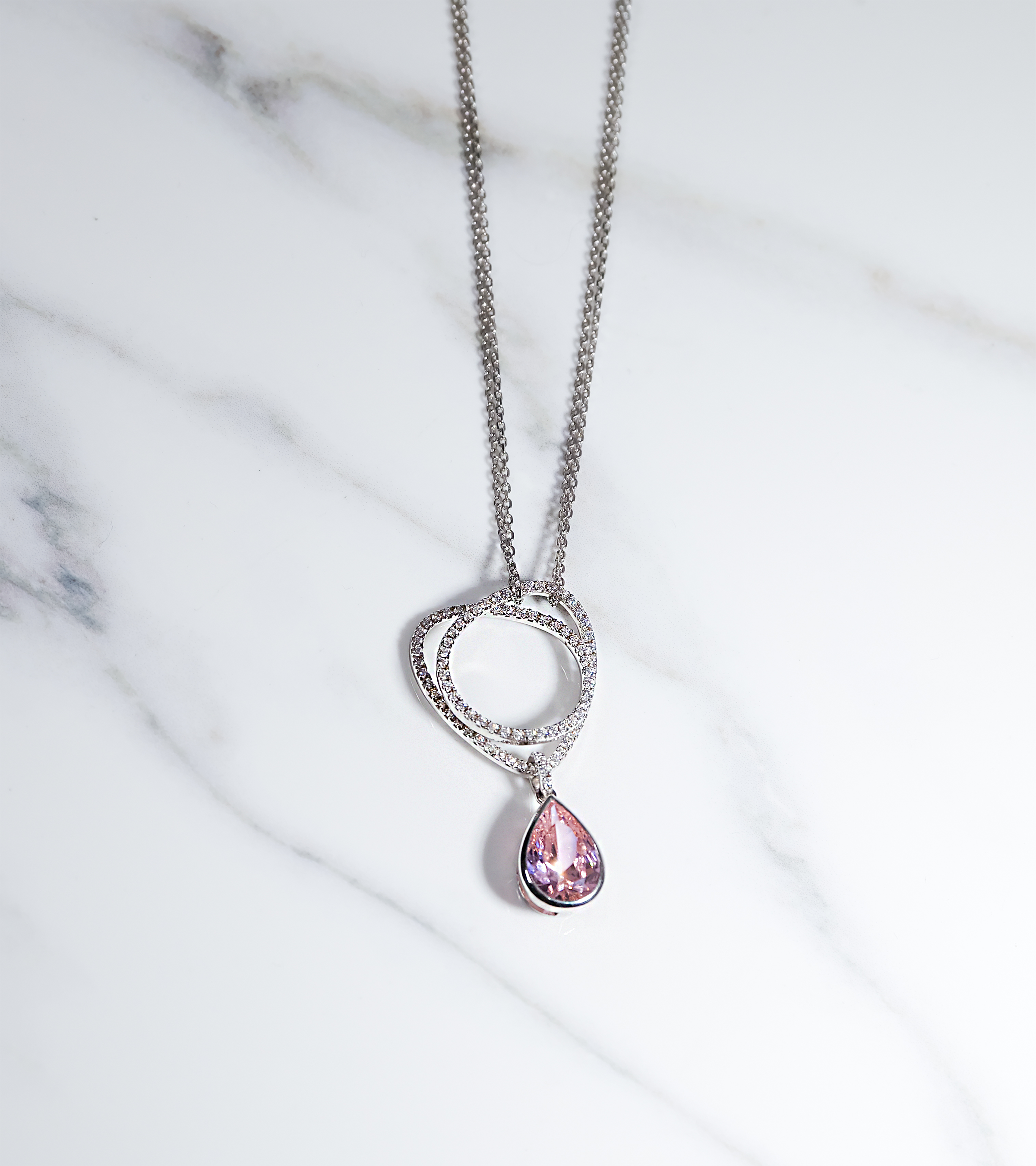 Elegance Teardrop Necklace
