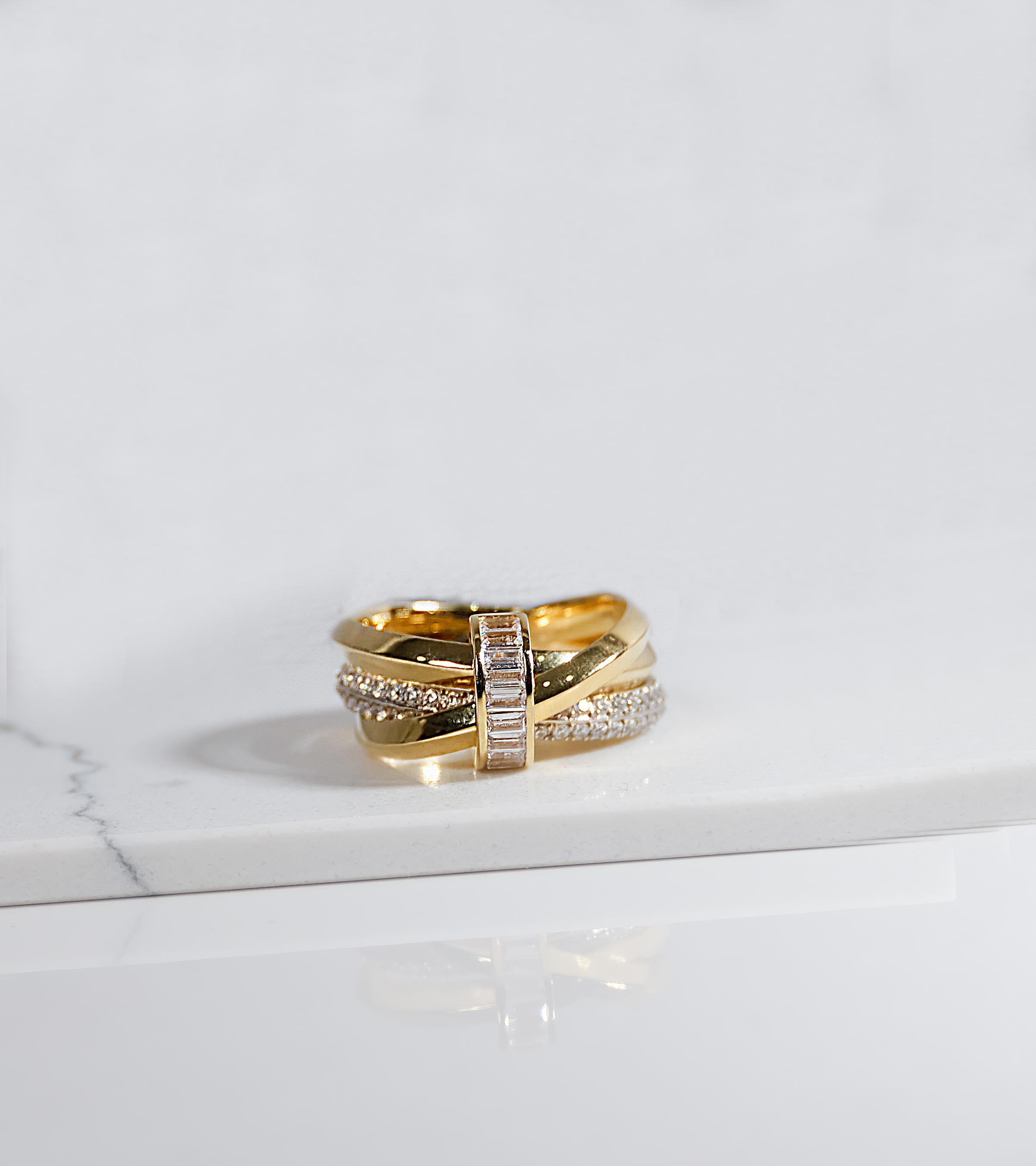 Gold Glamour Crossover Ring