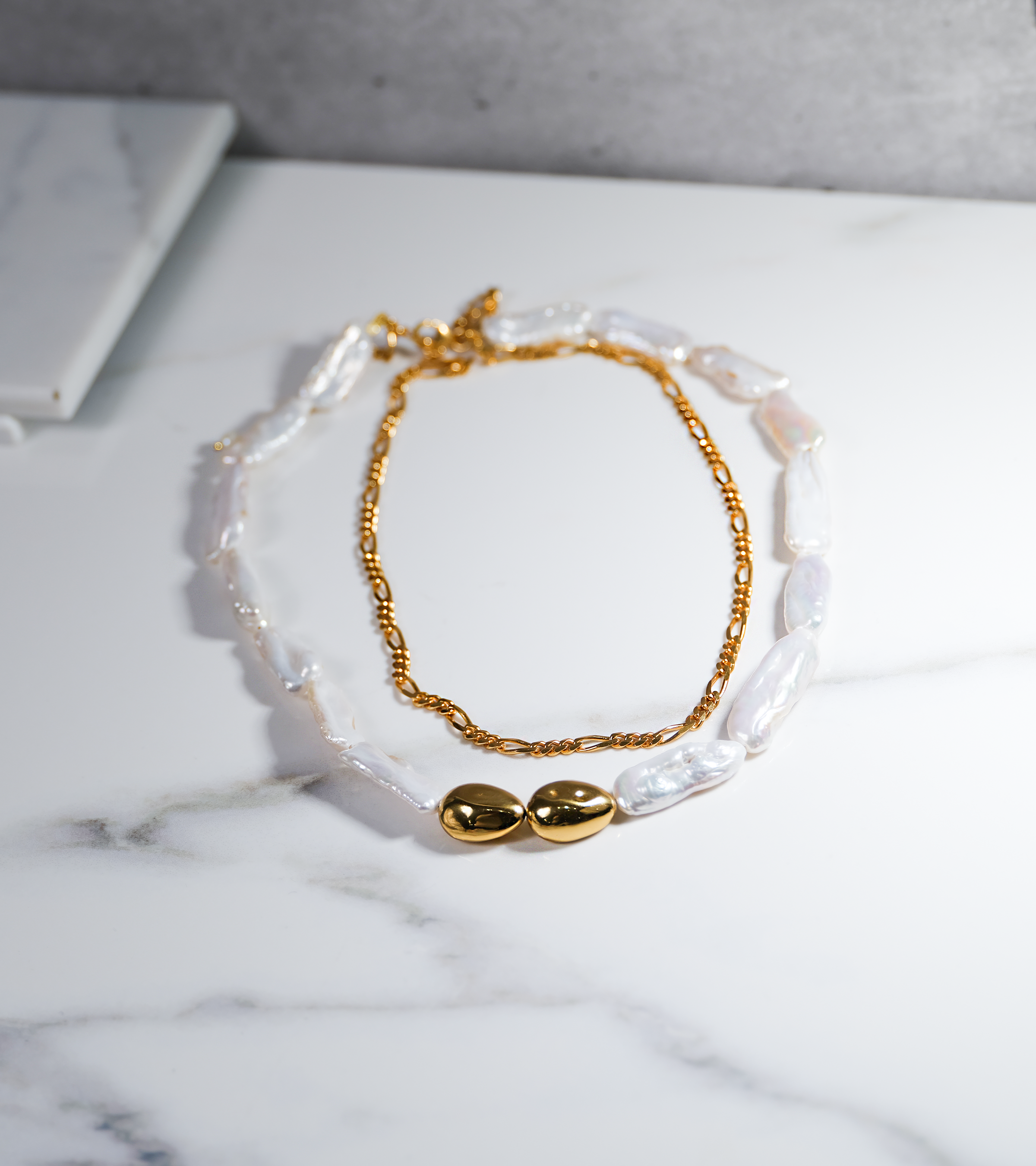 Golden Pearl Elegance Necklace