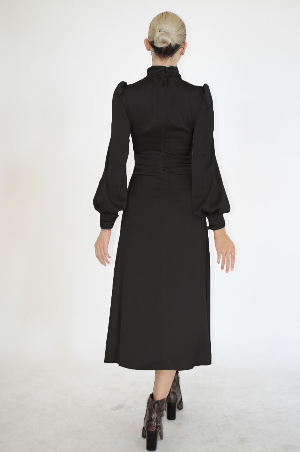 Turtleneck midi dress with bishop sleeves and ruched details