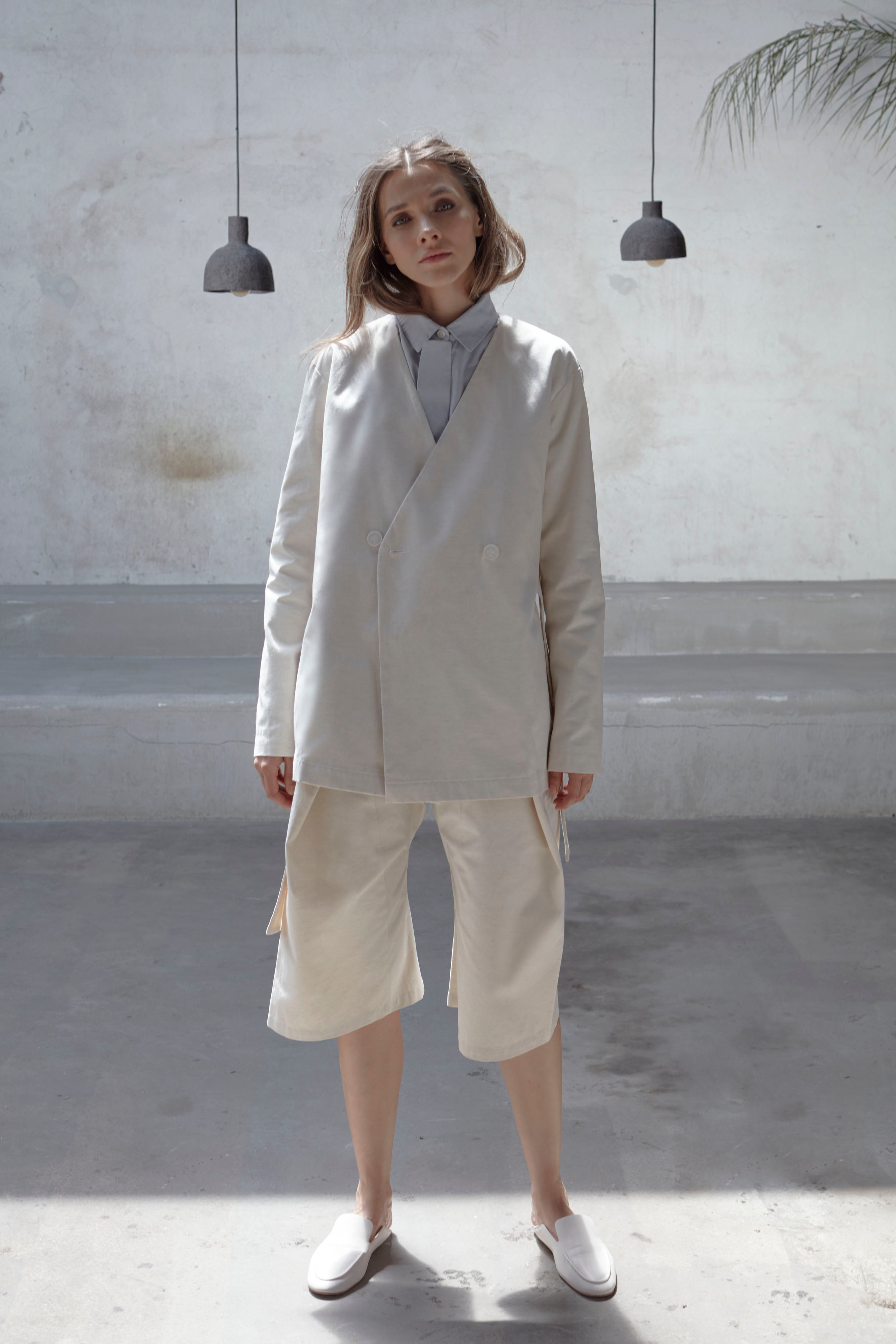DVAITA CHANDRA BLAZER