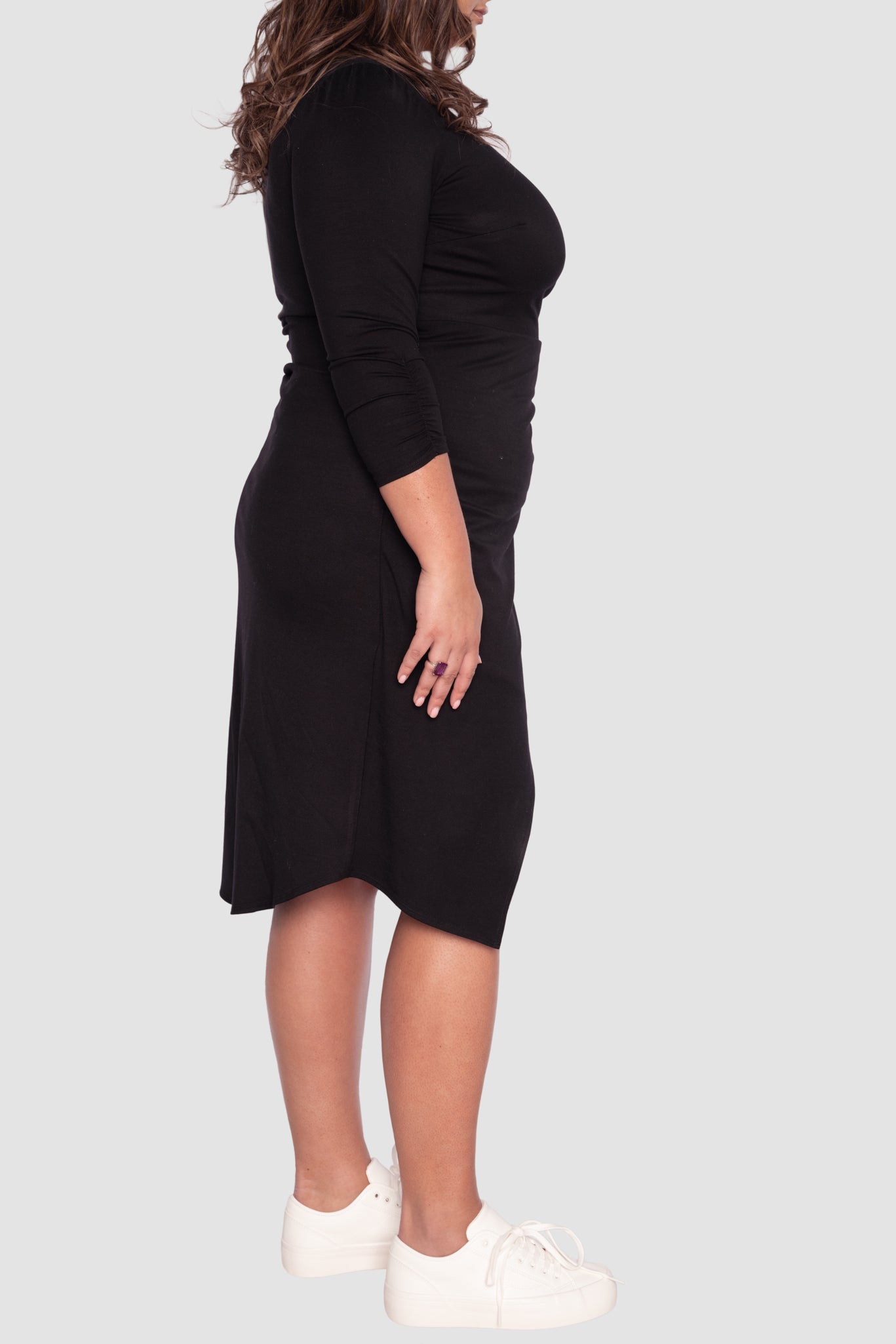 Lina Keyhole Ruched Waist Dress in Black