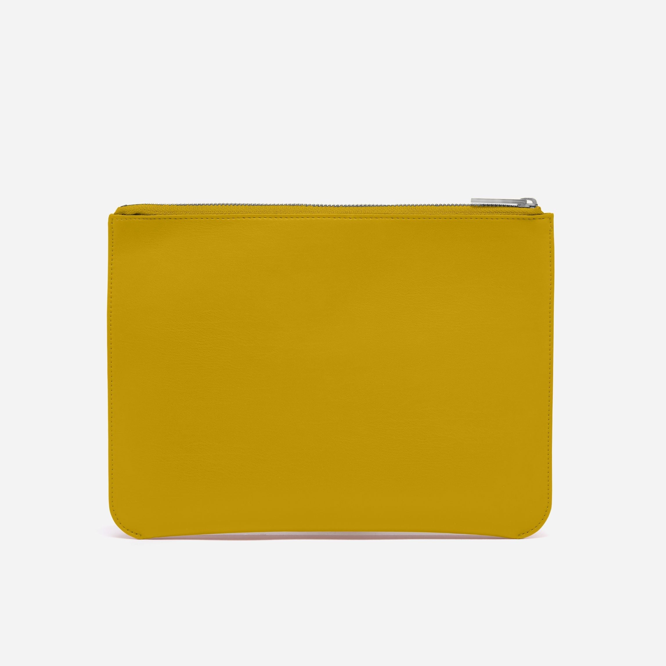 Yael Pouch