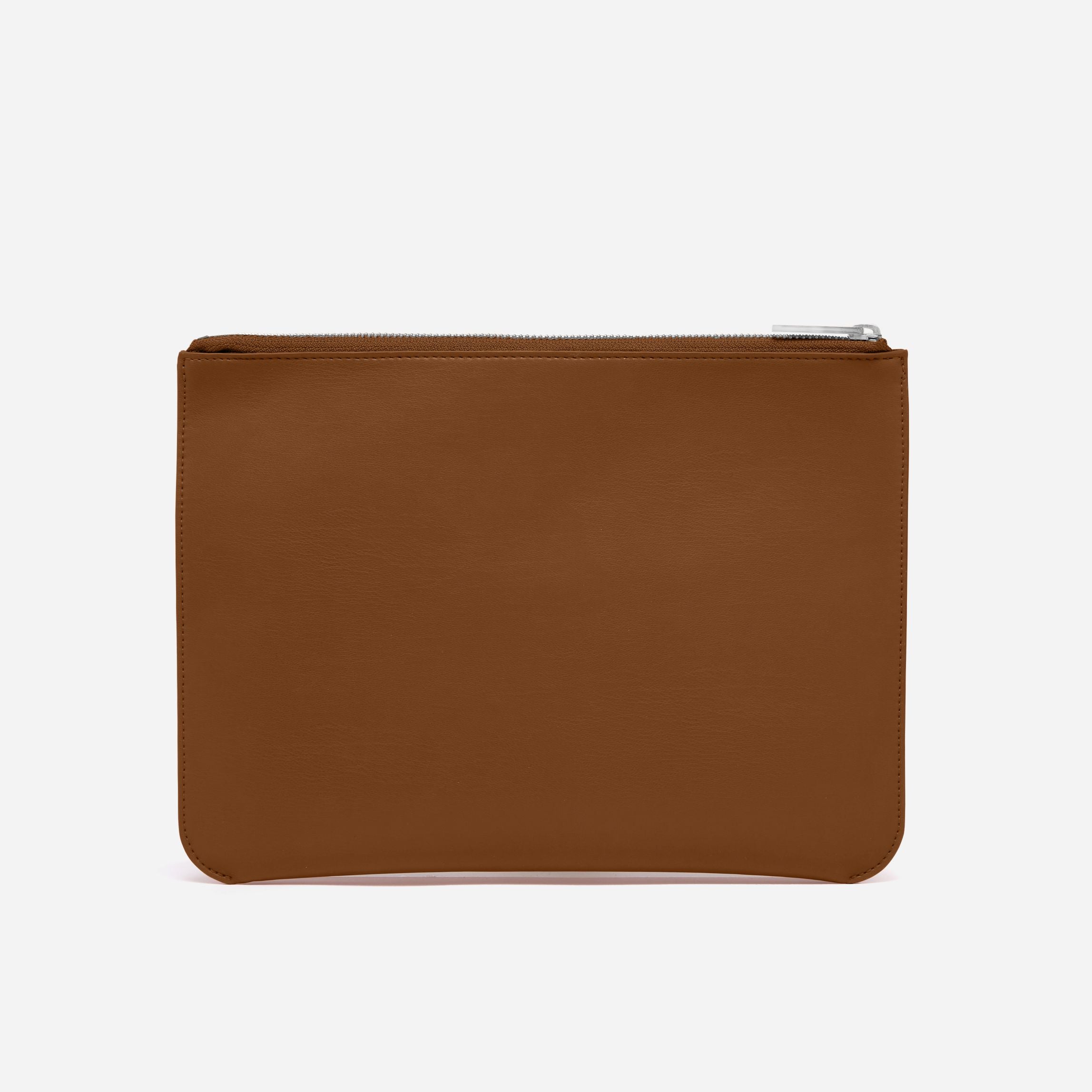 Yael Pouch