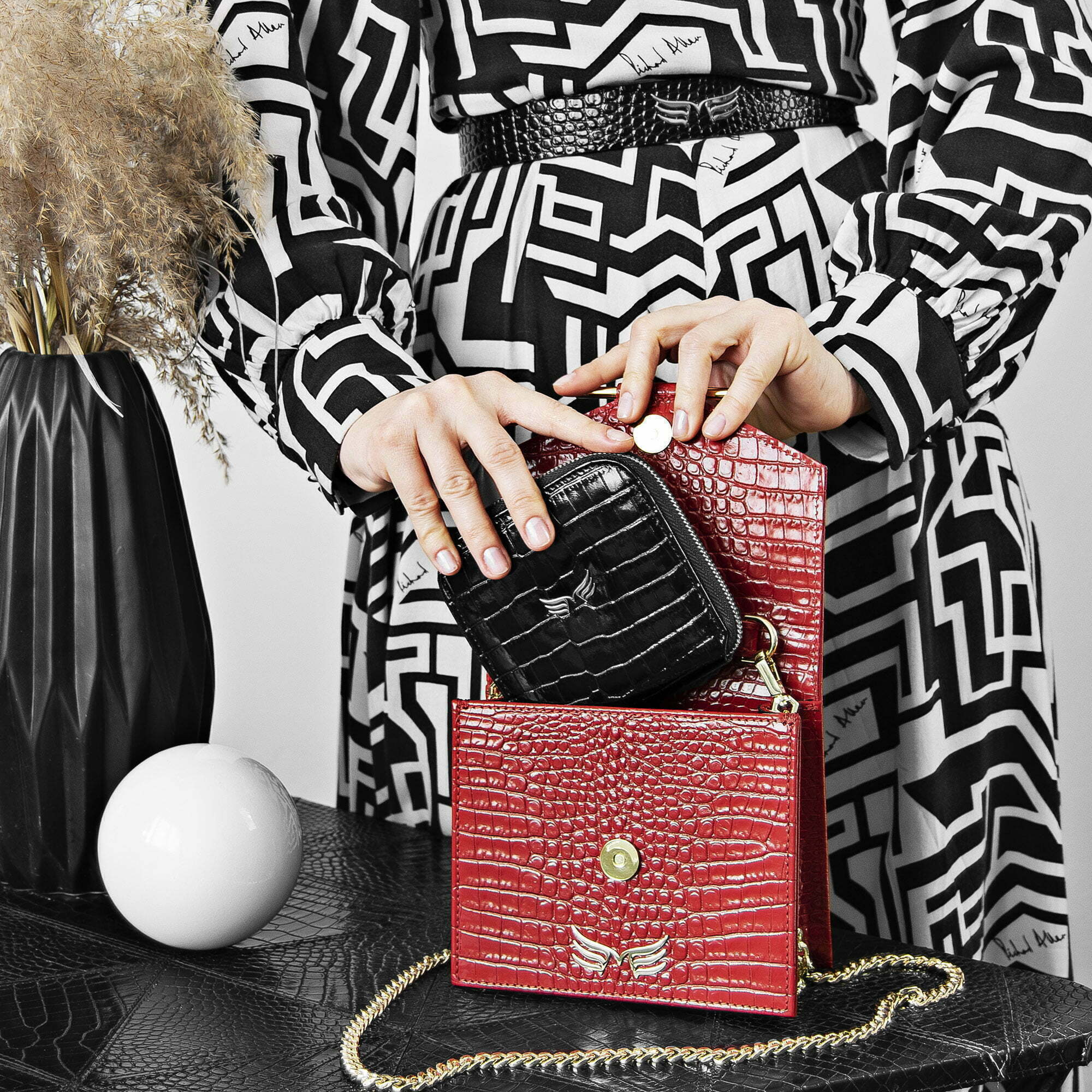 Wings Wallet • Black Croco