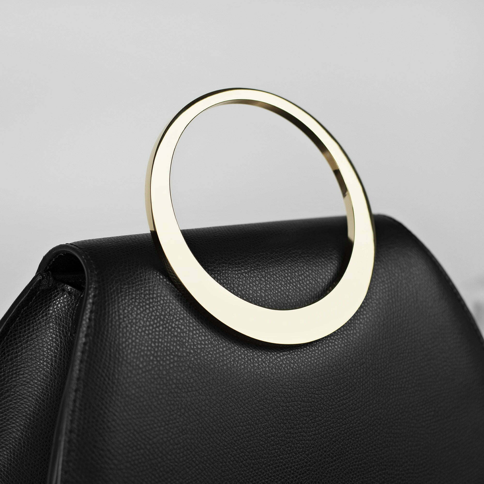 Enso • Black