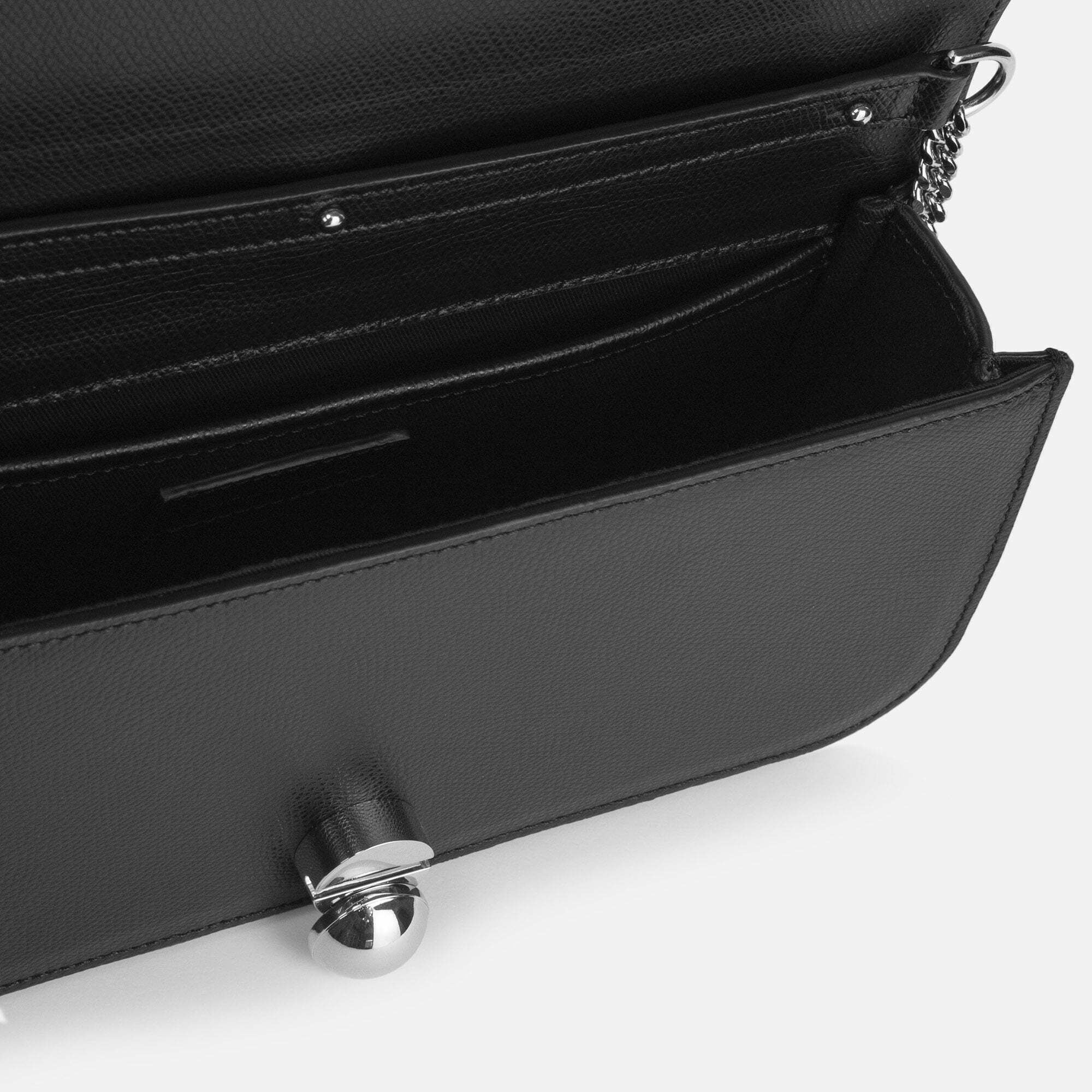 Eon Baguette Chain • Black