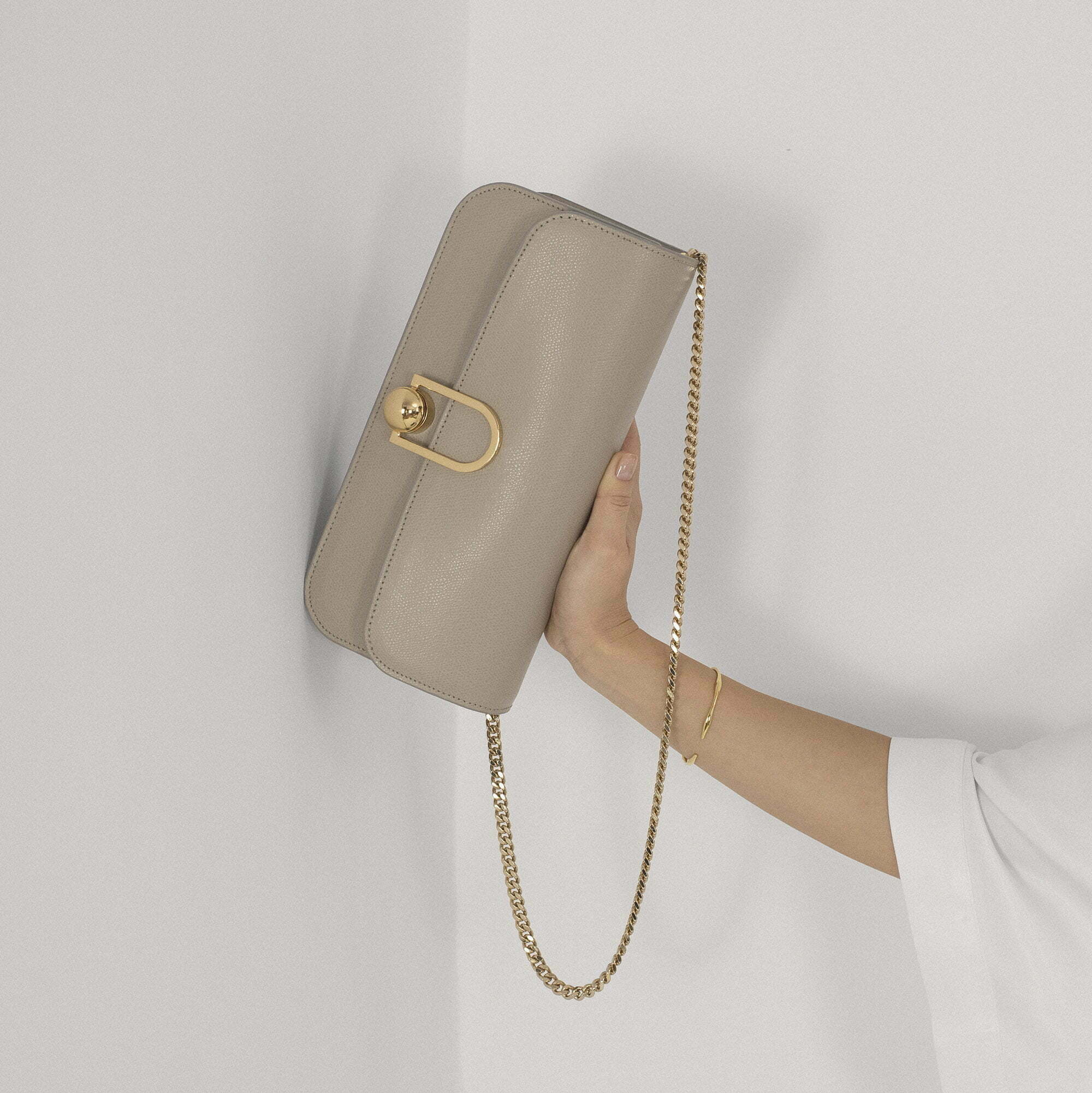 Eon Baguette Chain • Tapioca