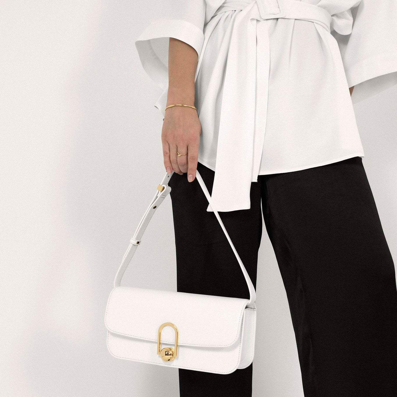 Eon Baguette • White