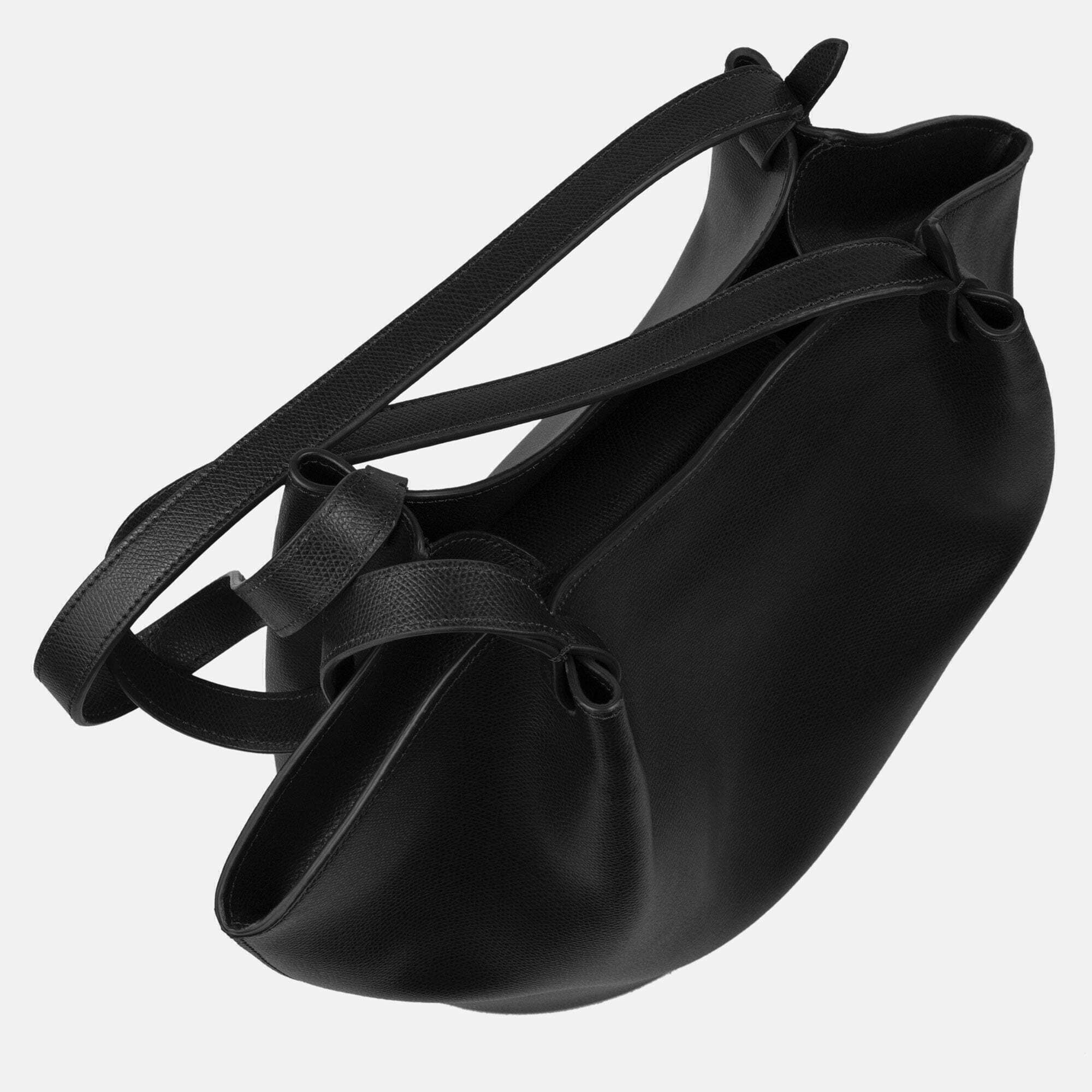 Shell • Black