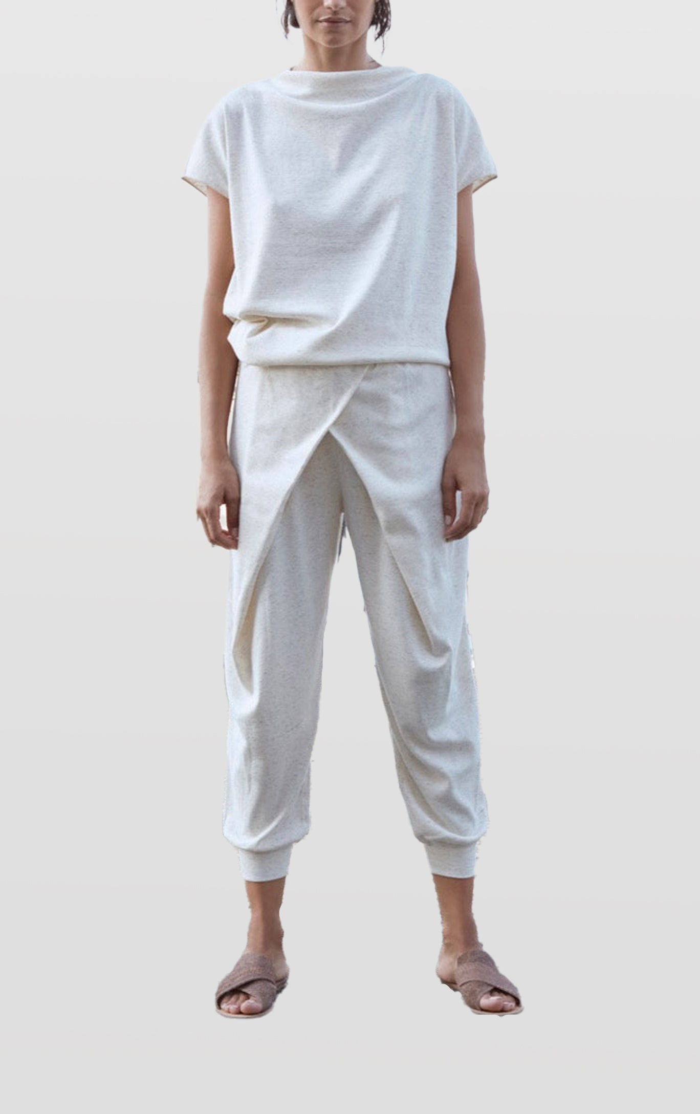SHANTI SMILE TOP & YOGA TROUSERS 2-PIECE SET