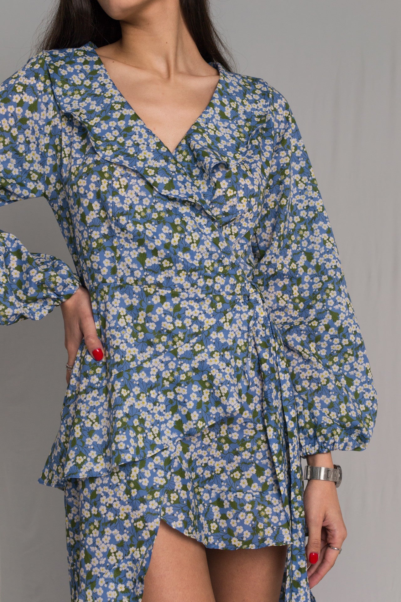 Floral dress with peasant sleeves a V-neckline asymmetric skirt with a wrap-around silhouette