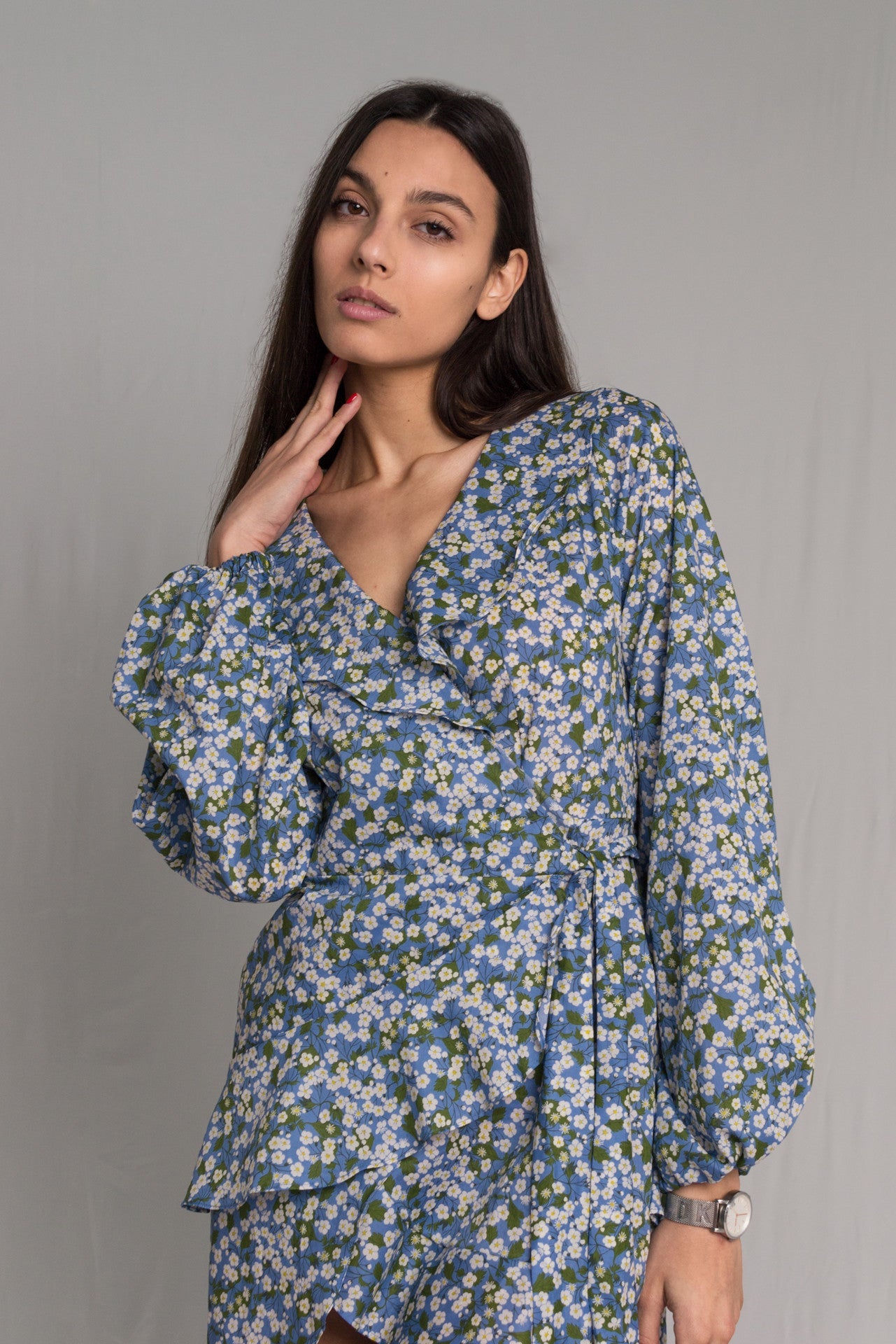 Floral dress with peasant sleeves a V-neckline asymmetric skirt with a wrap-around silhouette