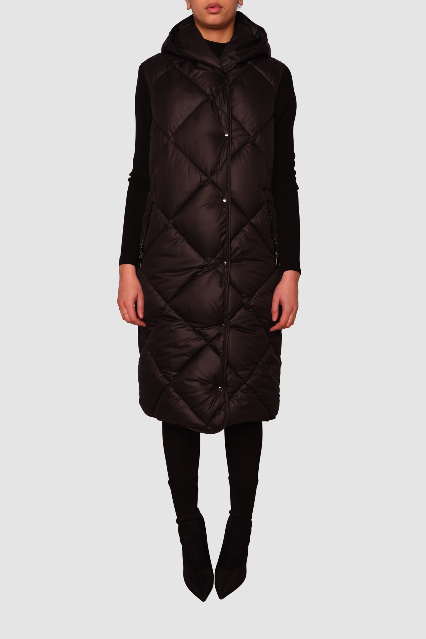 Penzance Black Long Sleeveless Puffer Jacket