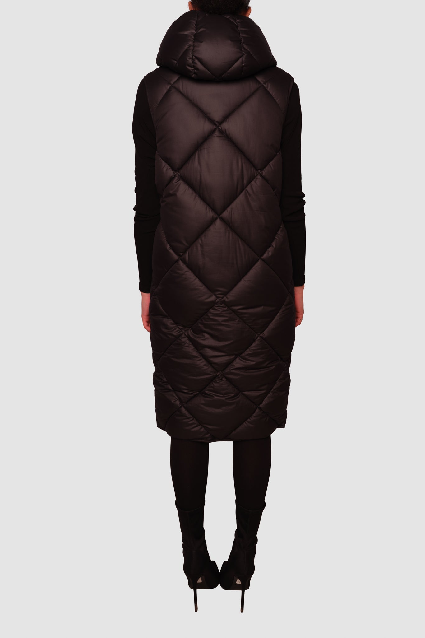 Penzance Black Long Sleeveless Puffer Jacket
