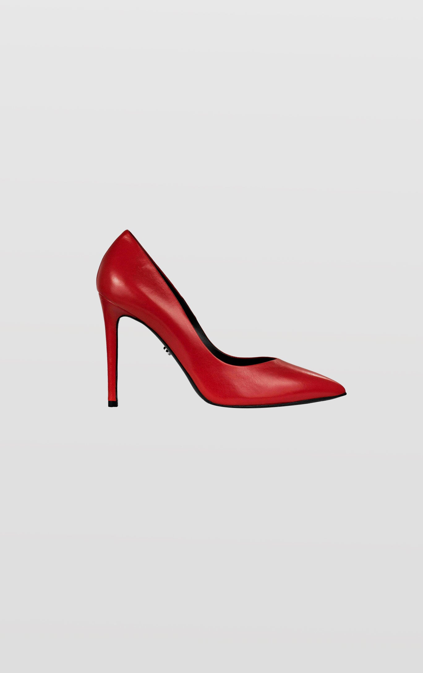 Karl • Red