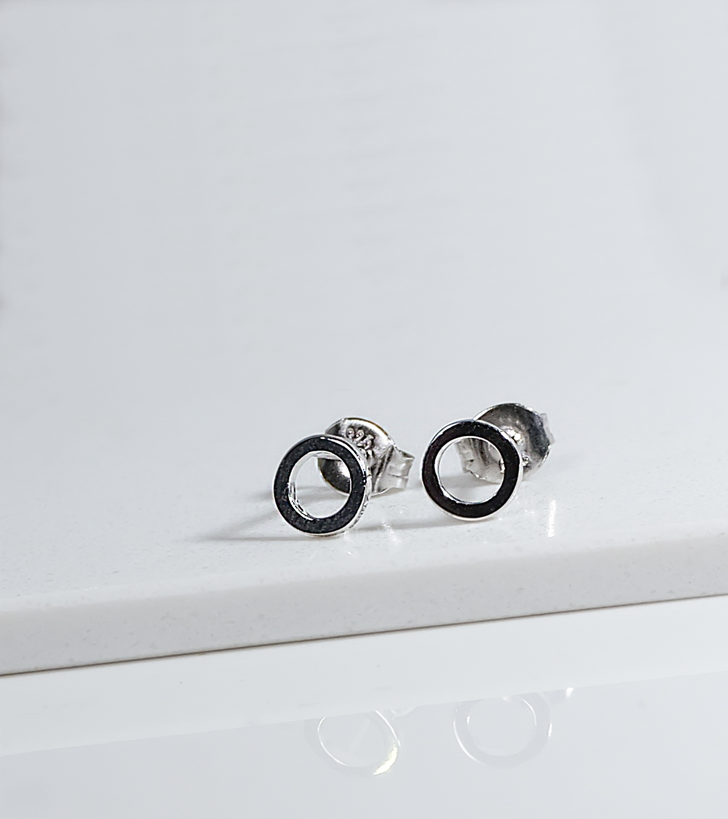 Sleek Silver Circle Earrings